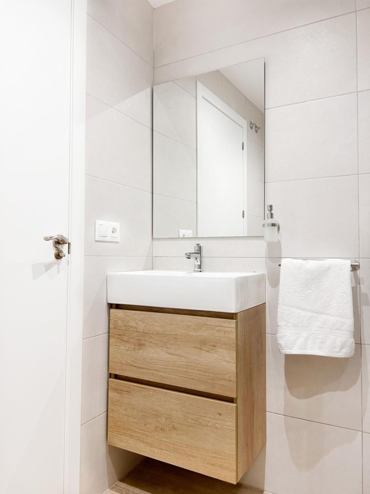 Apartamento Junto A Ruzafa Cerca Del Centro 瓦伦西亚 外观 照片